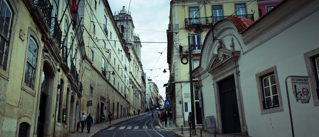 Ascending street, Lisbon