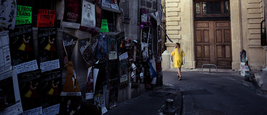 Walk towards the light, Avignon