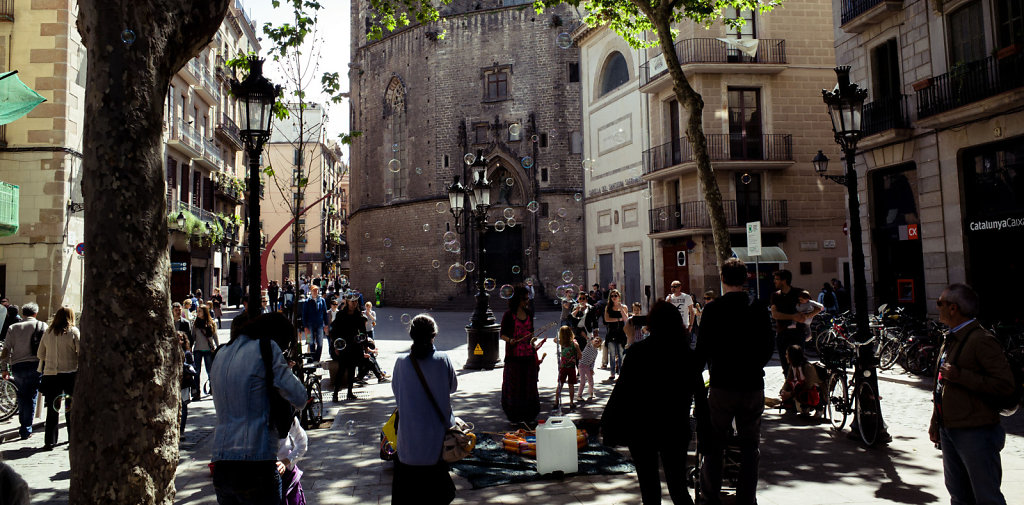 Soap bubbles, Barcelona