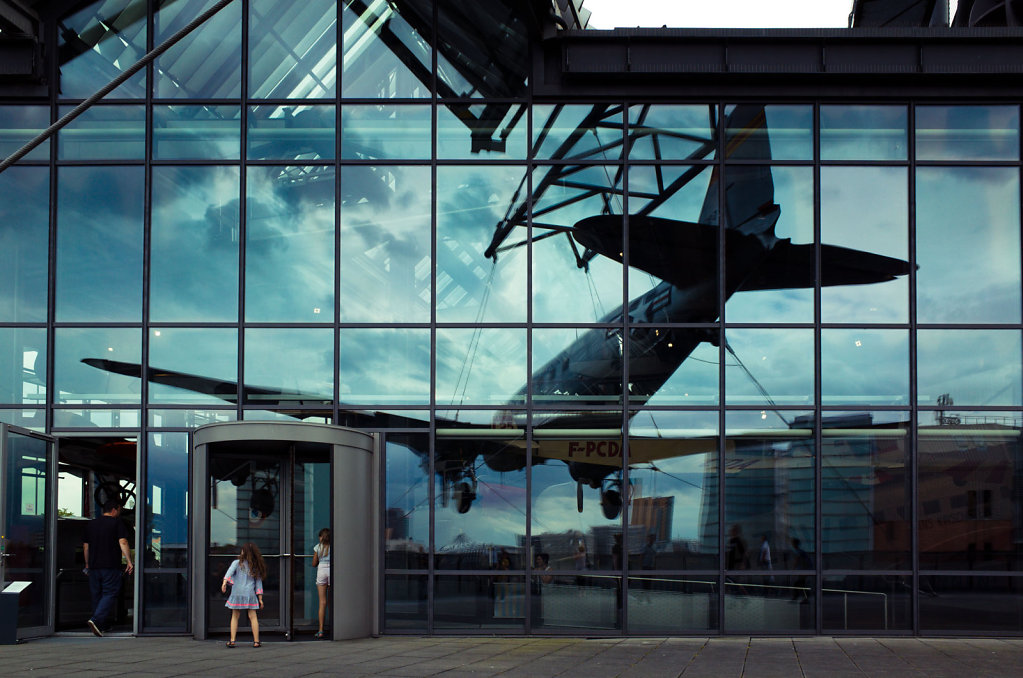 Airplane!