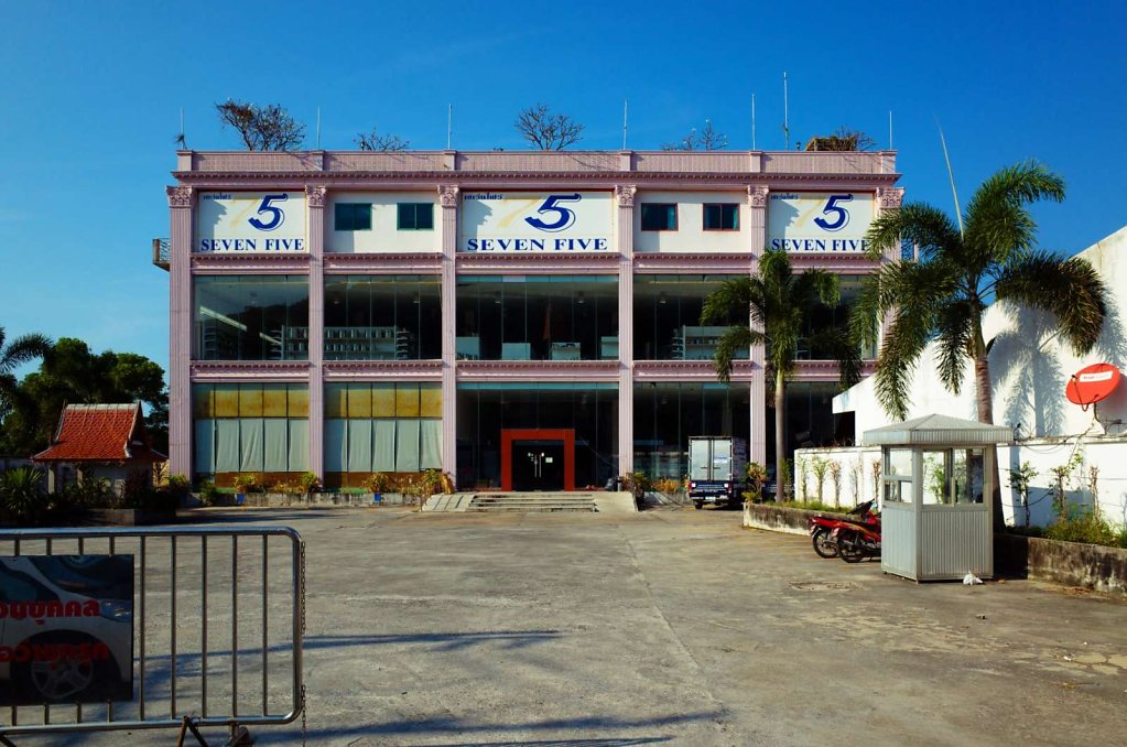 Seven Five, Koh Samui