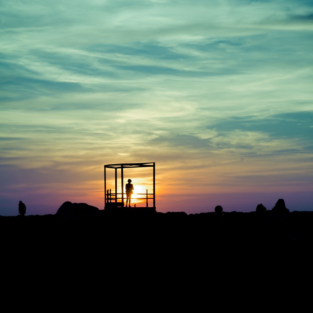 The sunset and the silhouette, Marseille