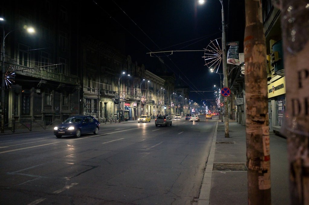 Night boulevard, Bucharest