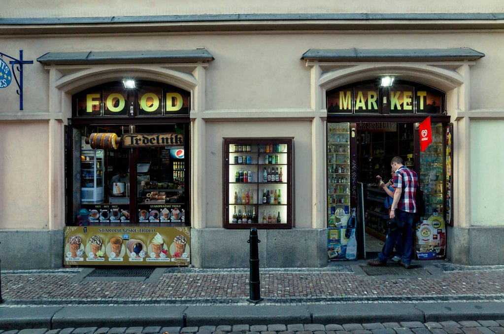 Food market, Prague