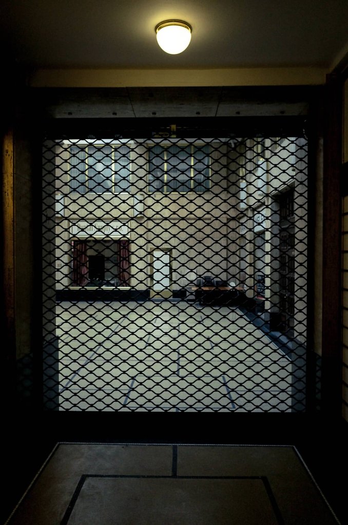No exit, Prague