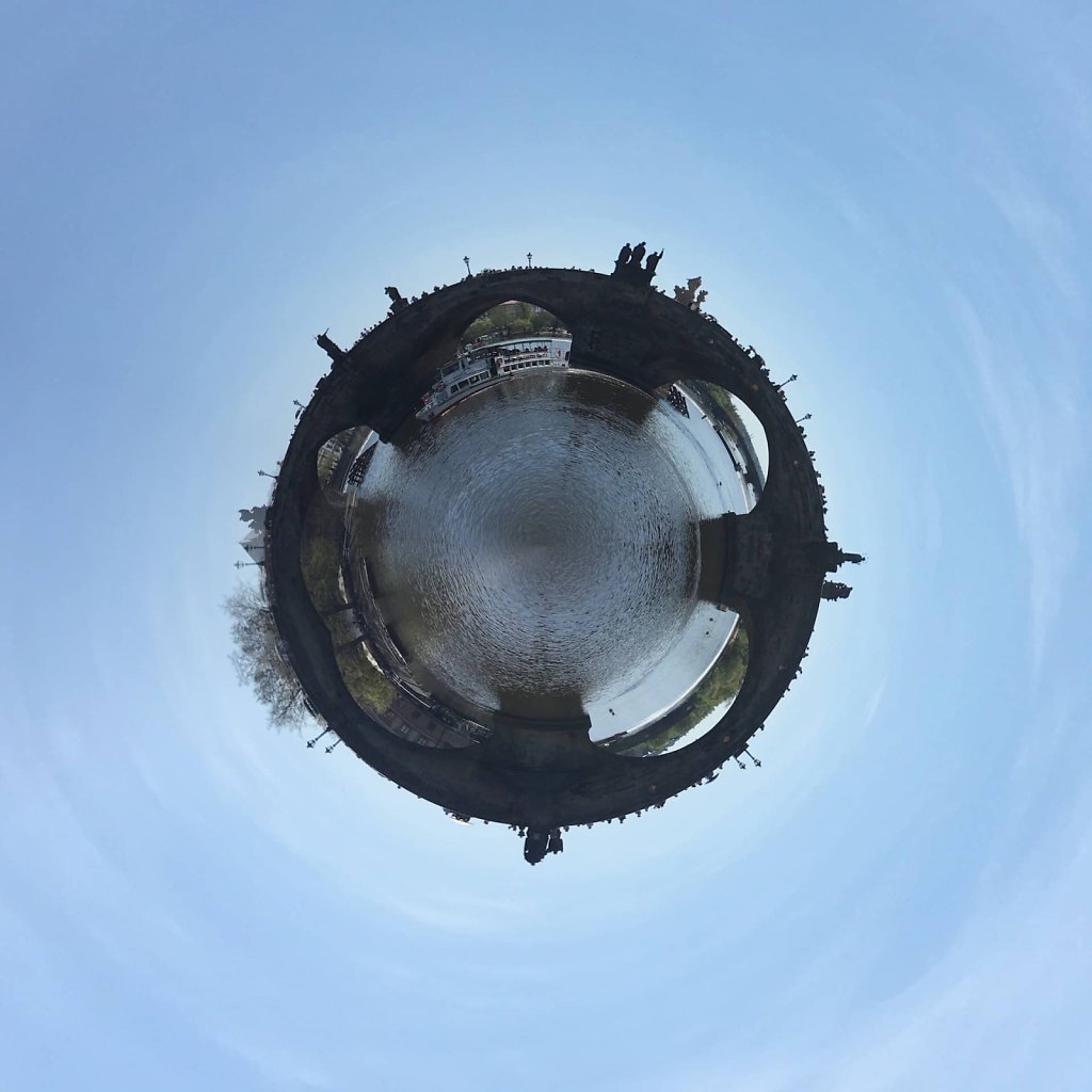 Circular Charles Bridge