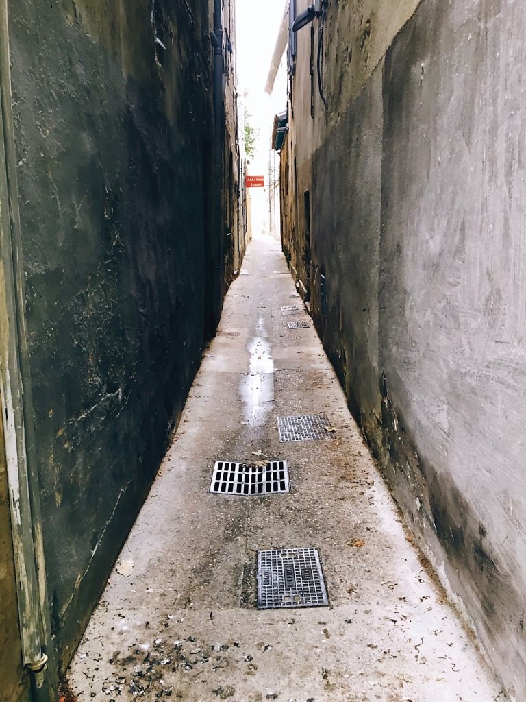 Gateway, Avignon